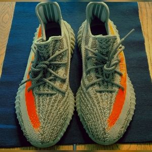 YEEZY BOOST 350 V2 'BELUGA REFLECTIVE' NEW/ NEVER WORN
